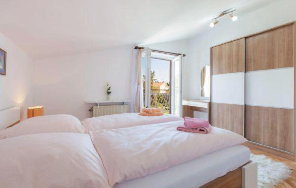Apartments Mm Podstrana Luaran gambar