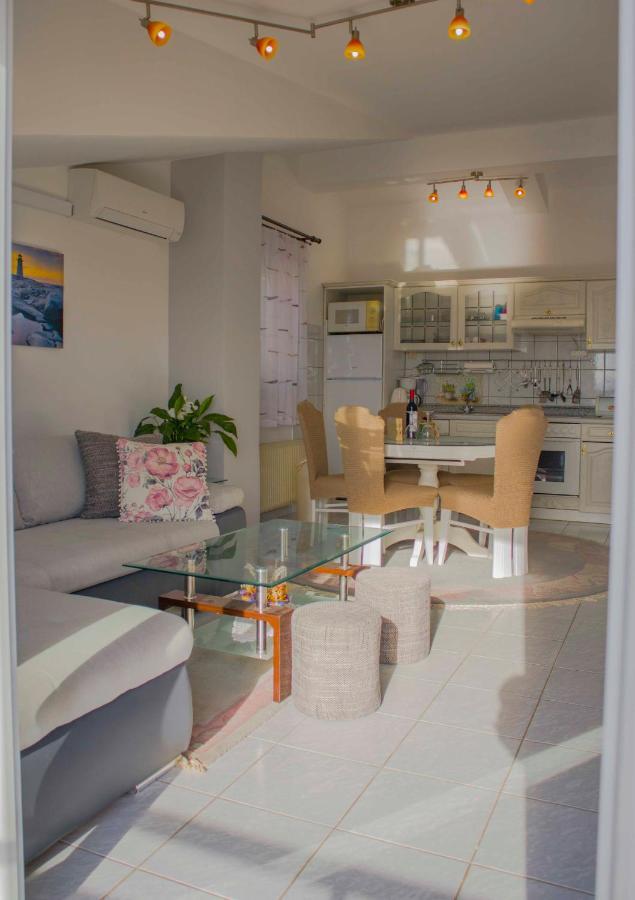 Apartments Mm Podstrana Luaran gambar