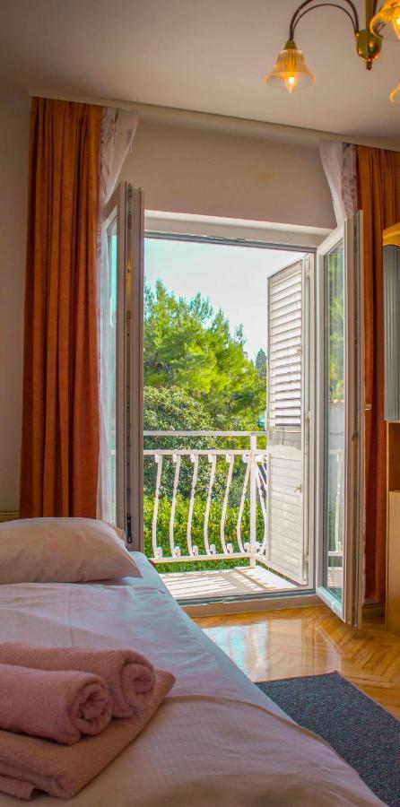 Apartments Mm Podstrana Luaran gambar